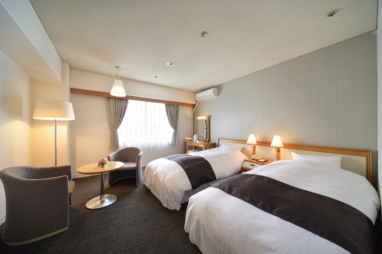 Hotel Rubino Kyoto Horikawa Buitenkant foto